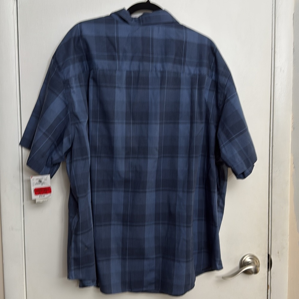 Blue short sleeve dress shirt - Picture 3 of 3